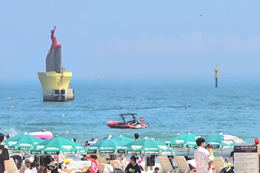 Haeundai Beach 1 Cho Leilighet Busan Eksteriør bilde